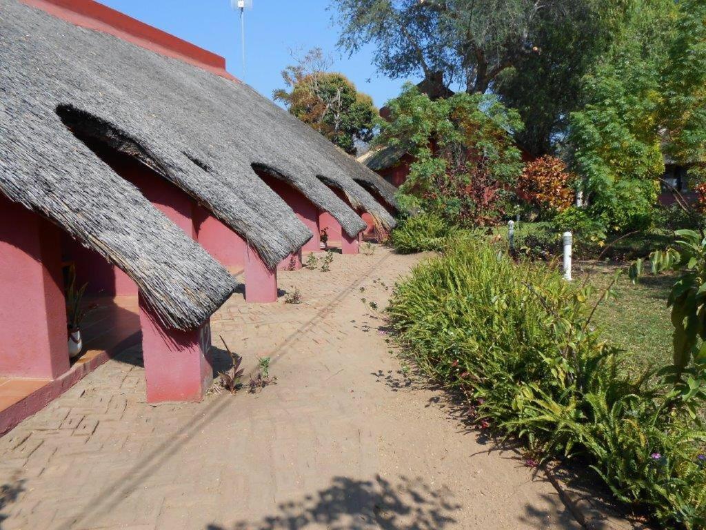 Cape Mac Lodge Cape Maclear Exterior foto