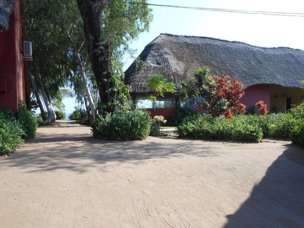 Cape Mac Lodge Cape Maclear Exterior foto